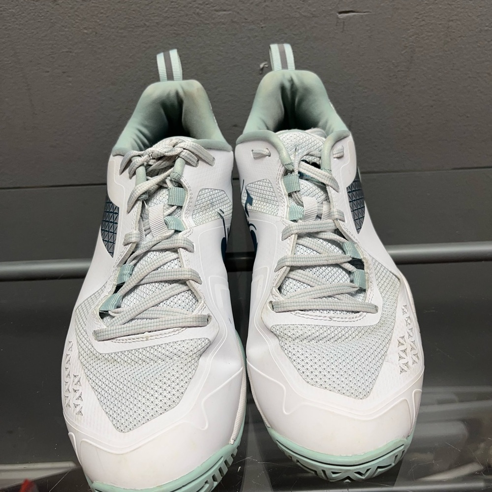 Diadora Women's White and Green Athletic Shoes - Picture 4 of 11